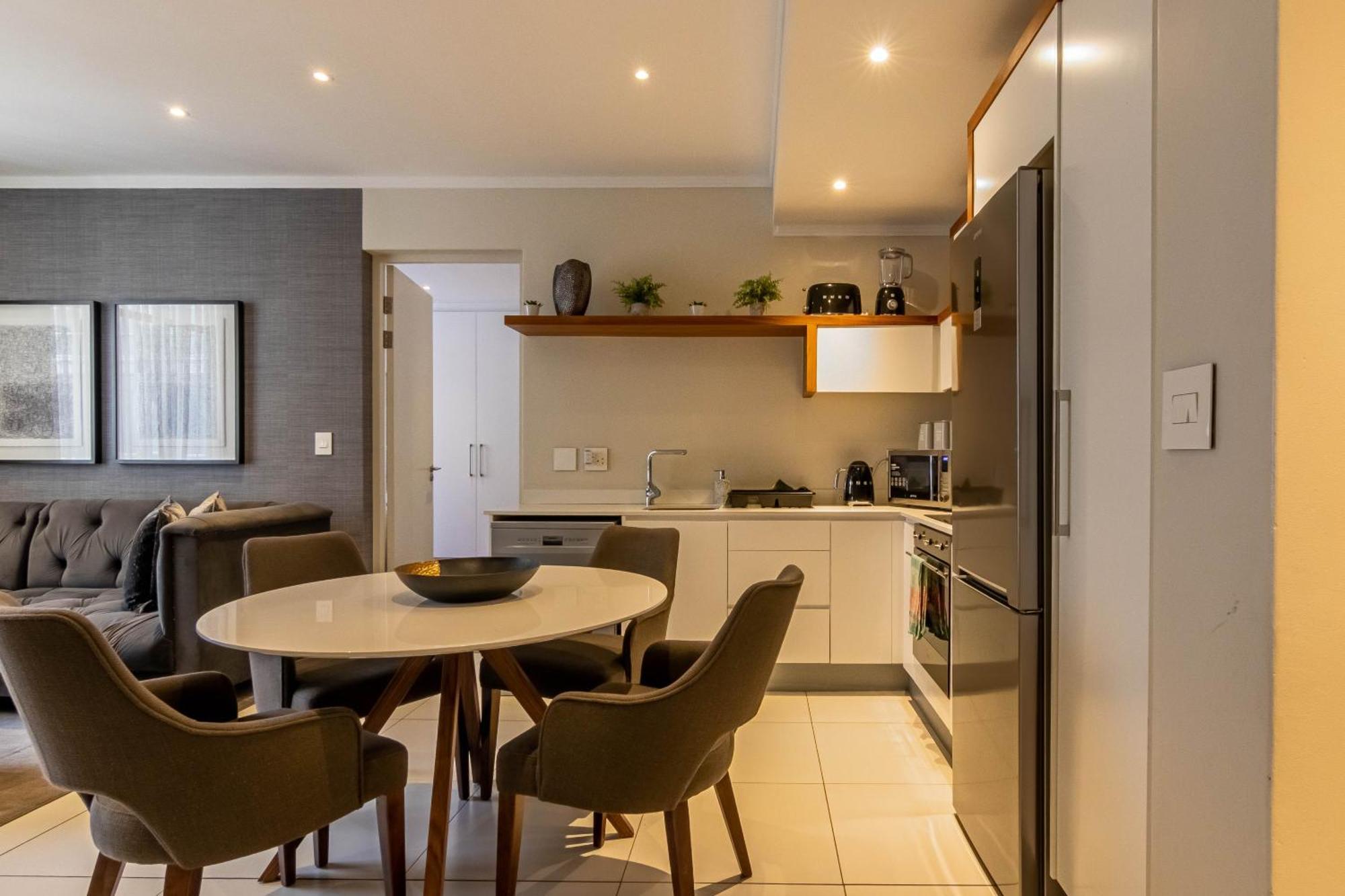 Cgrsa Apartments Sandton 요하네스버그 외부 사진